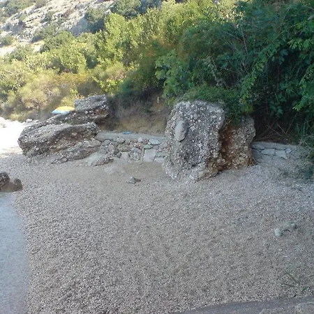 Kamenik منزل للإقامة Stara Baška